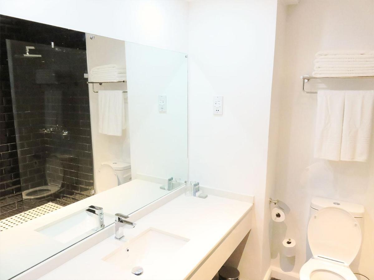 The Urban Hotel לוסקה מראה חיצוני תמונה
