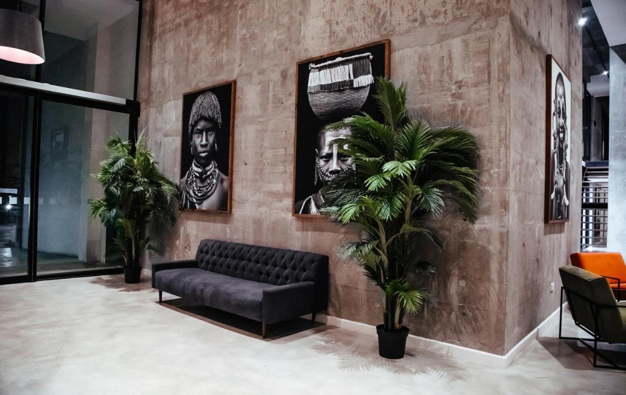 The Urban Hotel לוסקה מראה חיצוני תמונה