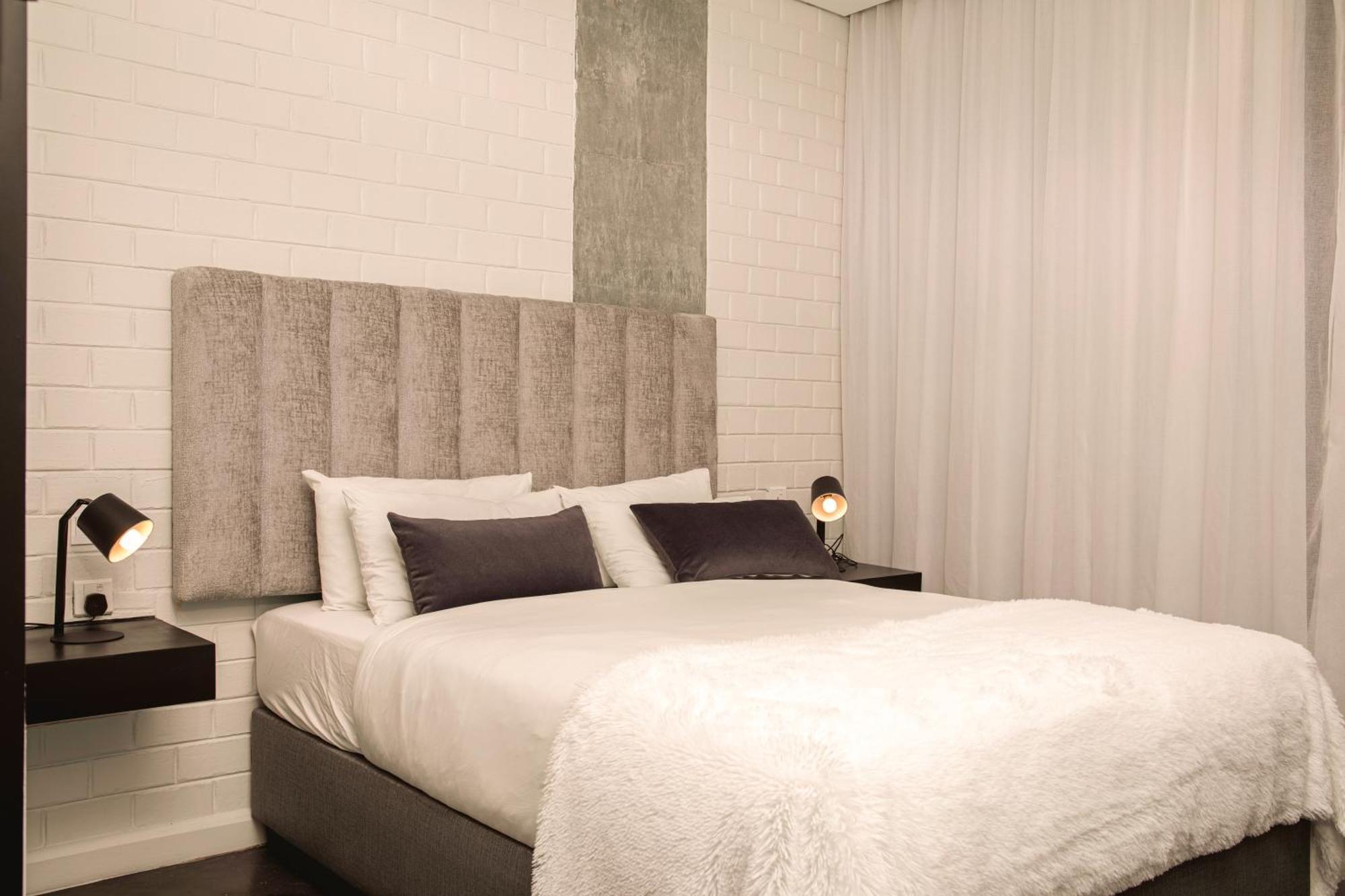 The Urban Hotel לוסקה מראה חיצוני תמונה